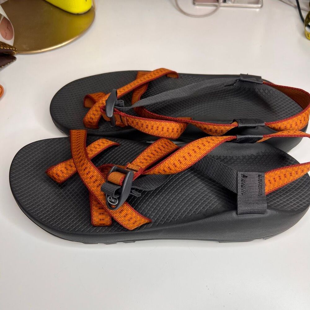 These are Chaco Z/2 Classic sandals featuring adjustable straps with a toe loop - Picture 3 of 6